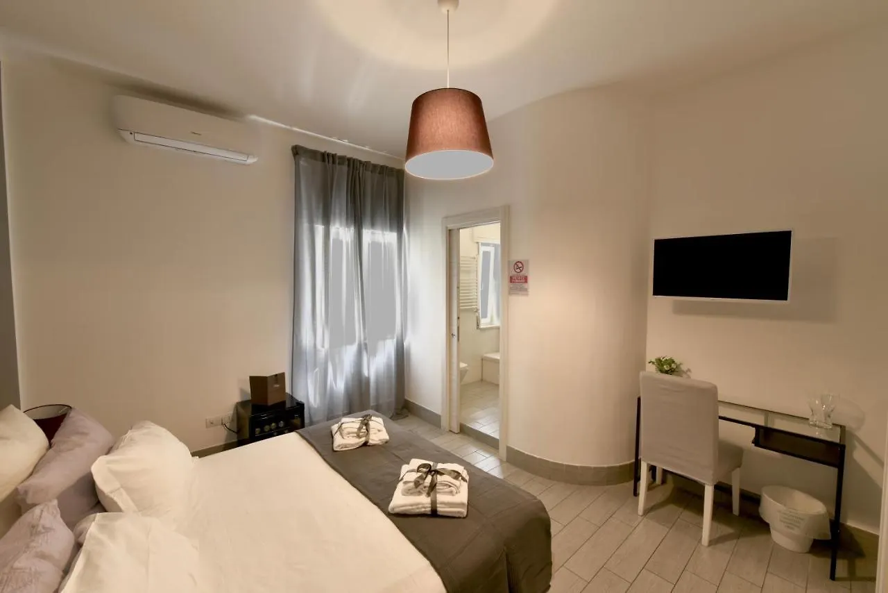B&B Brothers Suite Vomero Naples Italy